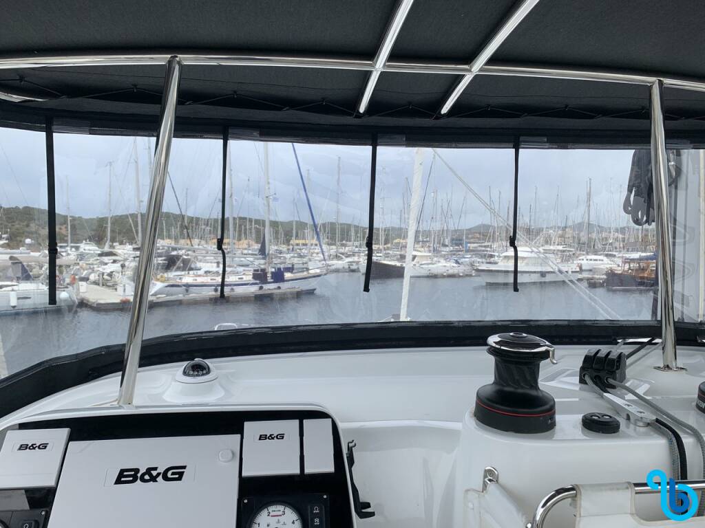 Lagoon 42, Zoe