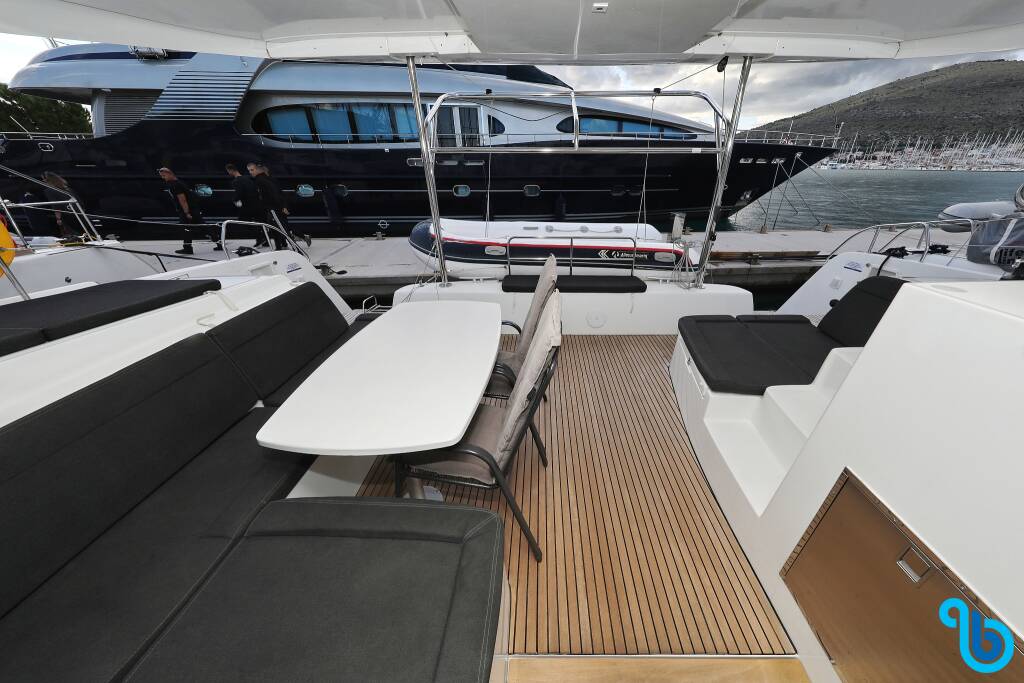 Lagoon 42, OCEAN STAR