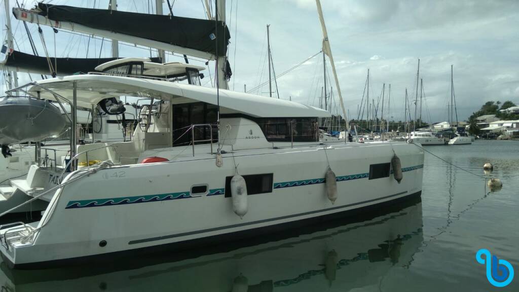 Lagoon 42, Taina