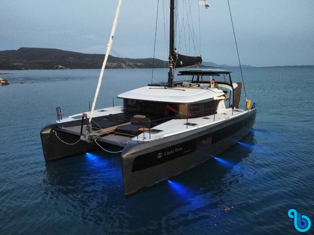 Lagoon 42, Casta Diva VIP-equipped (AC/Gen/Watermaker)