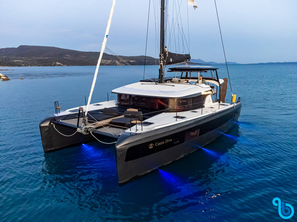 Lagoon 42, Casta Diva VIP-equipped (AC/Gen/Watermaker)