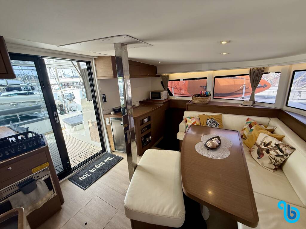 Lagoon 42, The Key of Joy