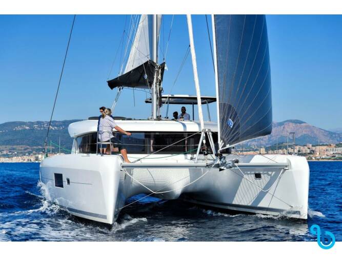 Lagoon 42 Reborn