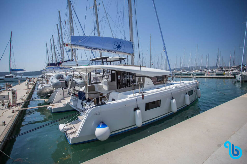 Lagoon 42, Elisah 