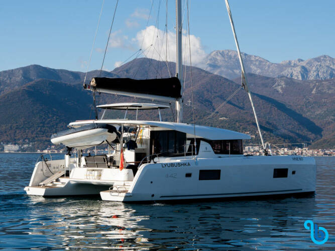 Lagoon 42 | Lyubushka