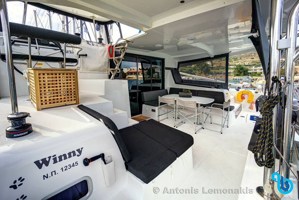 Lagoon 42, 