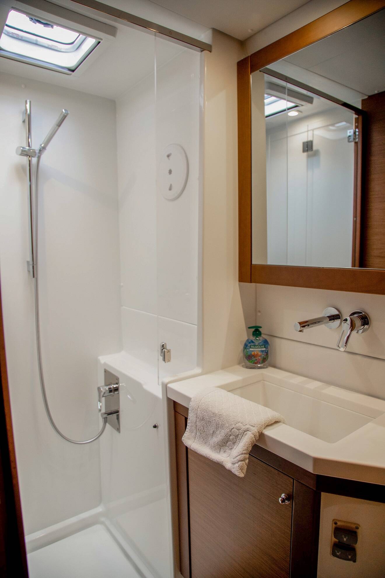 Lagoon 450 Flybridge, ANJA I