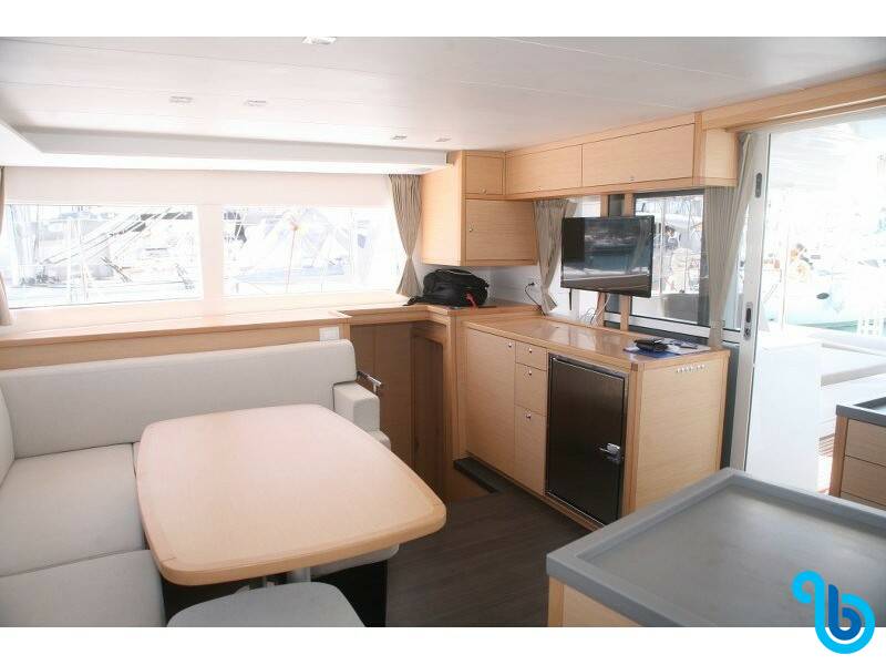 Lagoon 450  Flybridge, Athina