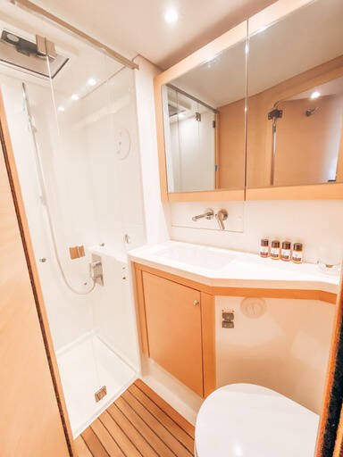 Lagoon 450 Sport, Satyam Melody