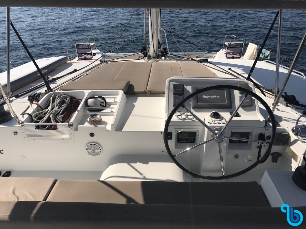 Lagoon 450, Allegra