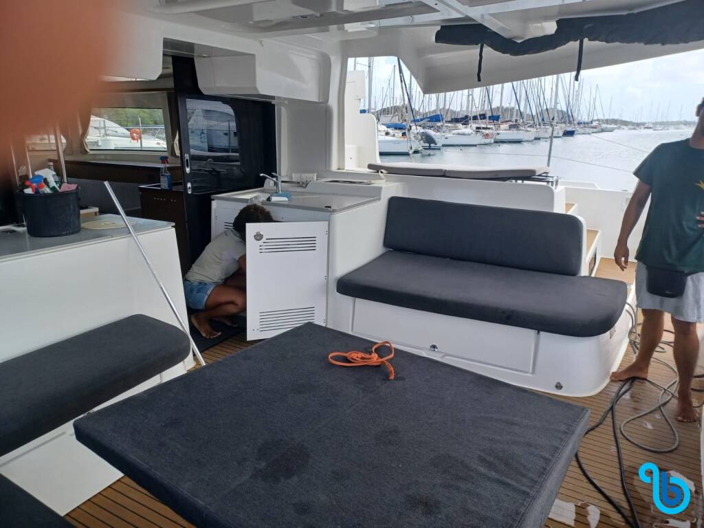 Lagoon 46 Luxe A, Delokoko