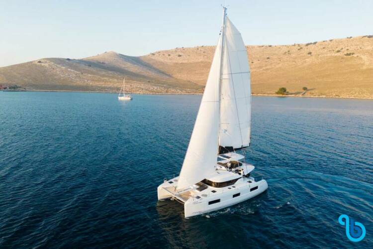 Lagoon 46 FOREVER YOUNG