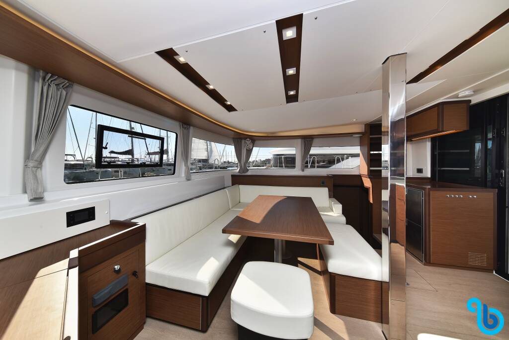 Lagoon 46_, Majestic