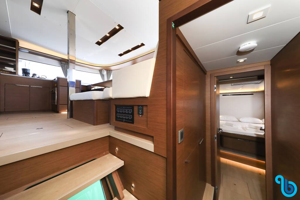 Lagoon 46_, Majestic