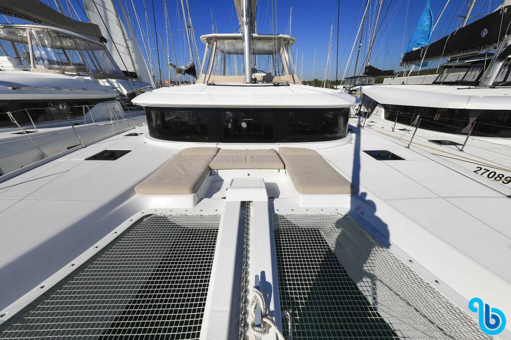 Lagoon 46_, Majestic