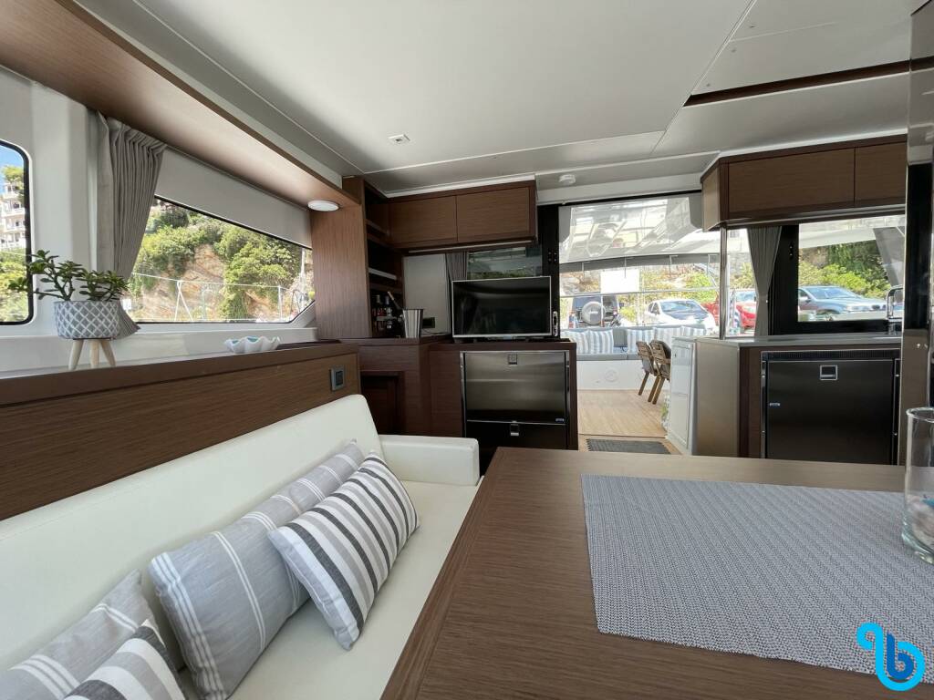 Lagoon 46, Grand Blue