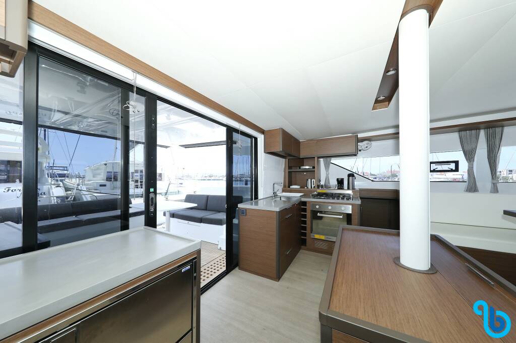 Lagoon 50, High Life