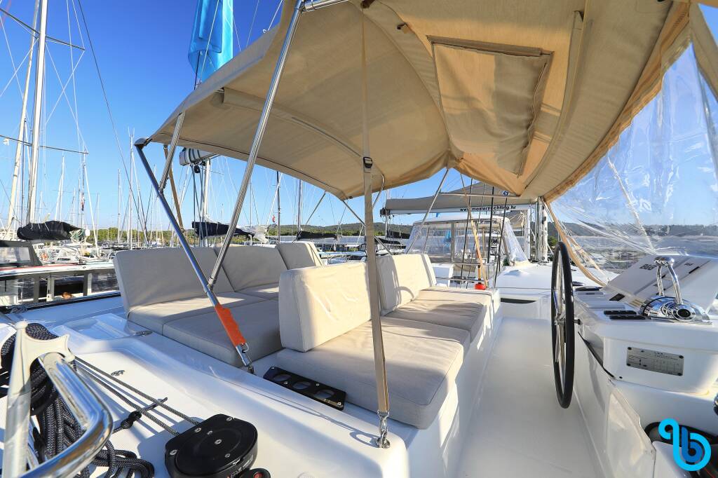 Lagoon 50, Ragnar (owner version)