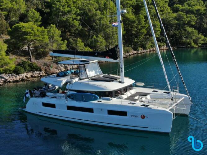 Lagoon 51 Twin Joy +
