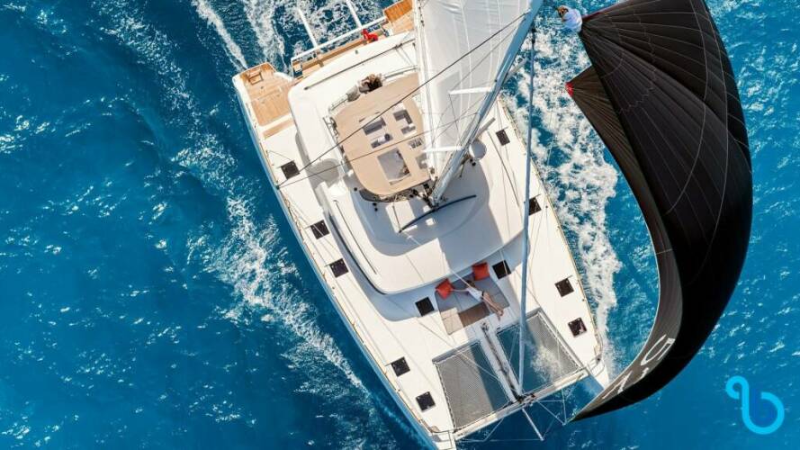 Lagoon 52 SUMMERTIME