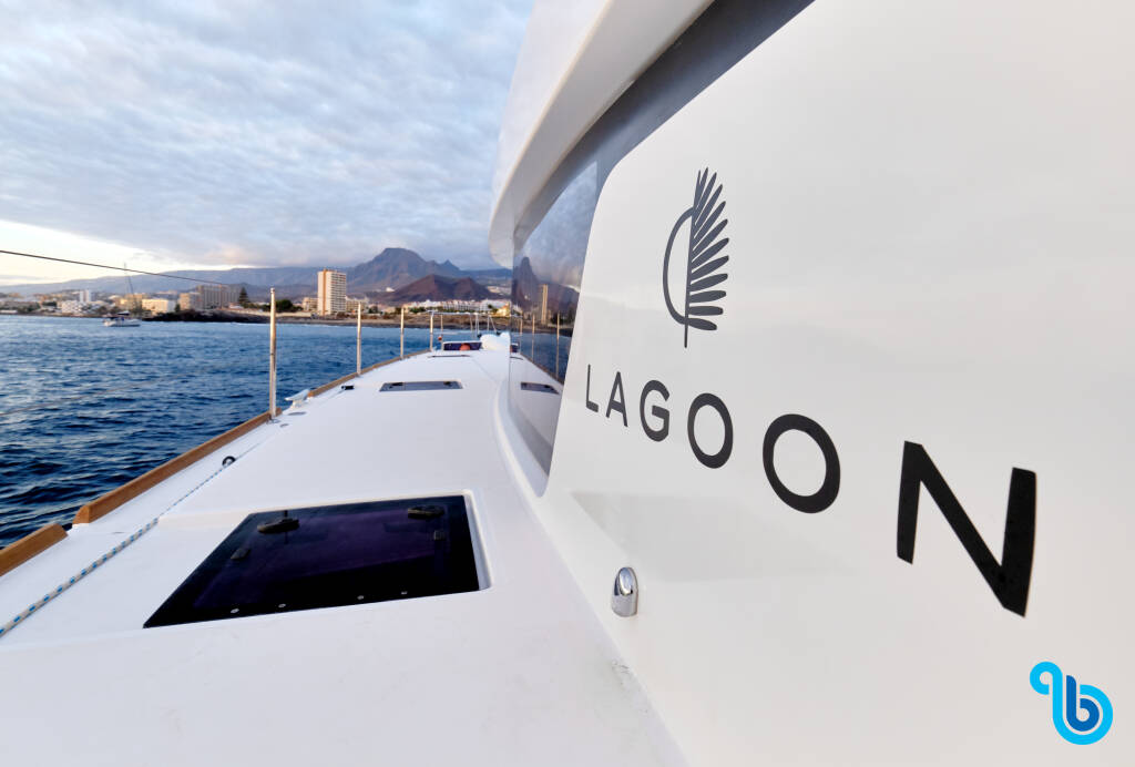 Lagoon 52F, Neptuno