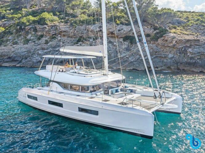Lagoon 60 LADY M Lagoon Catamaran