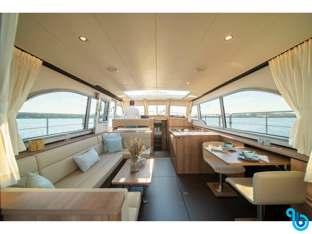 Linssen Grand Sturdy 45.0 AC, Raya