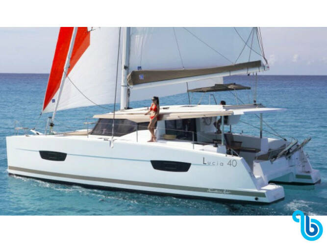 Lucia 40 | Folie Des Maire