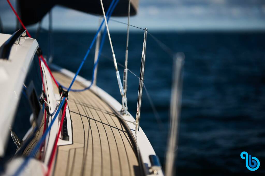 Maxus 35 , Angelmiles 2