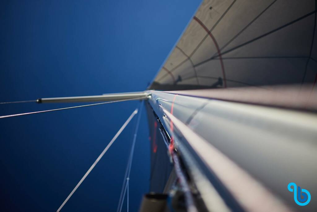 Maxus 35 , Angelmiles 2