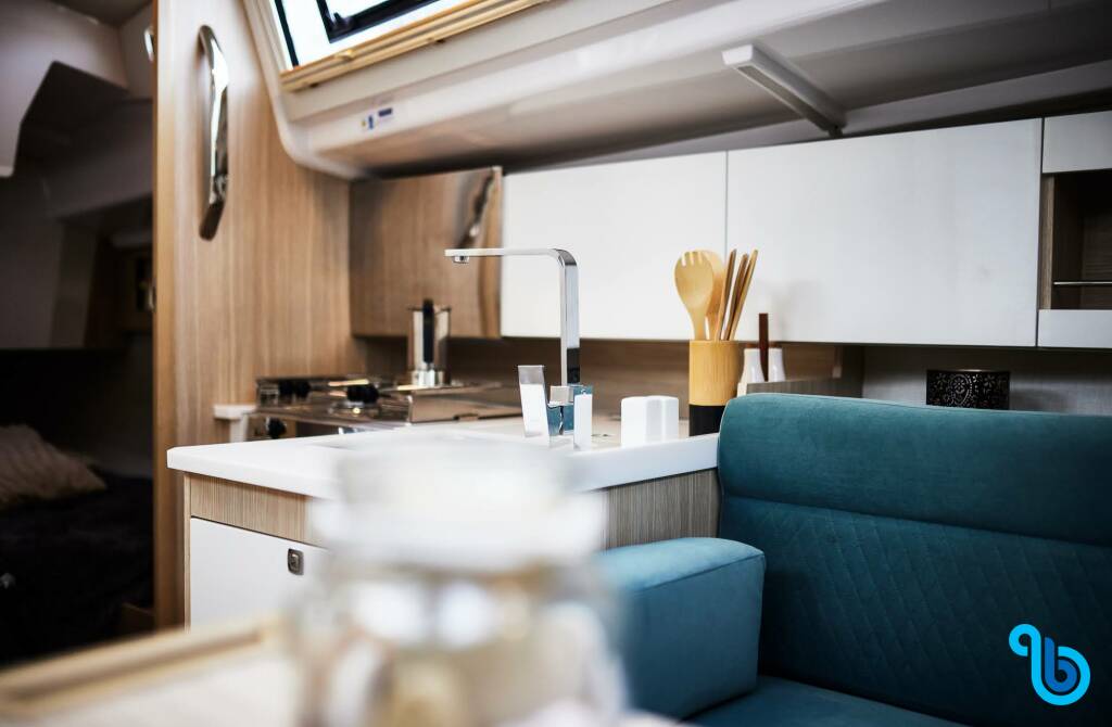 Maxus 35 , Angelmiles 2