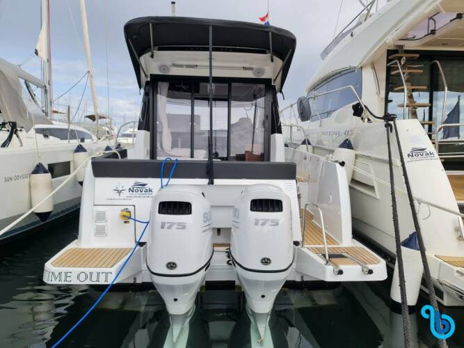 Merry Fisher 895 TIME OUT