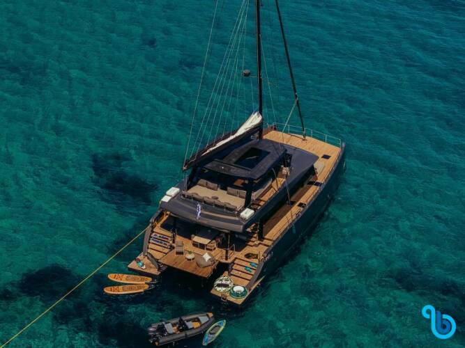 Moon Yacht 65 Honeymoon