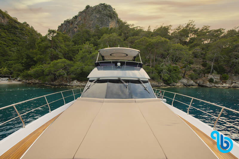 Motoryacht , Golden Blue