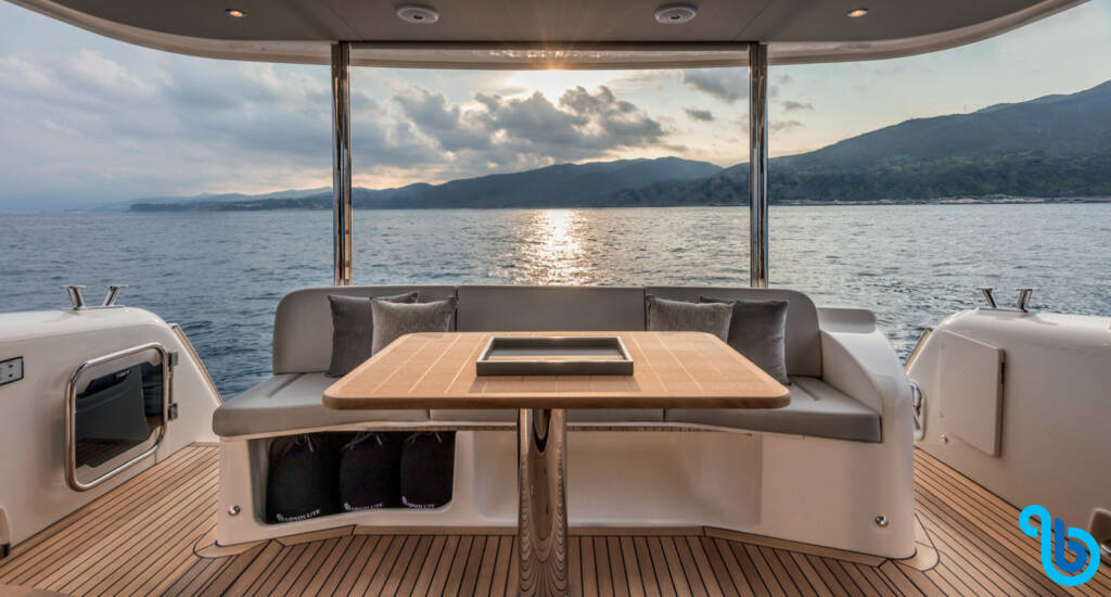 Navetta 48, AVA