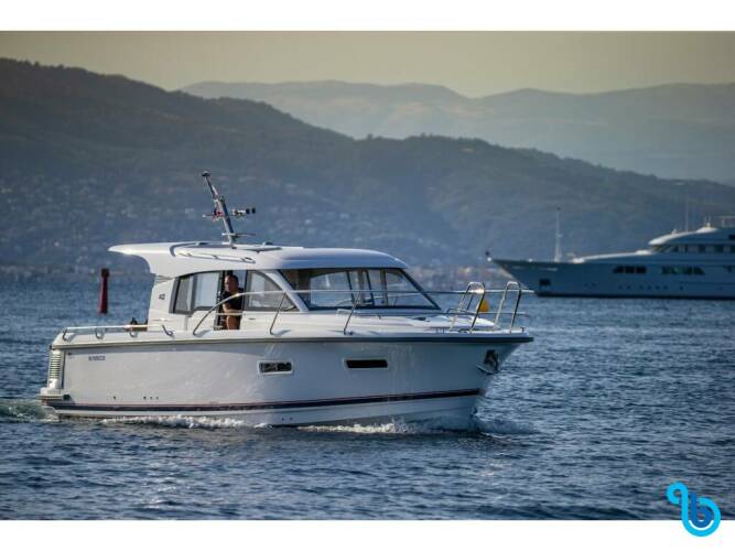 Nimbus 305 Coupe NAVA