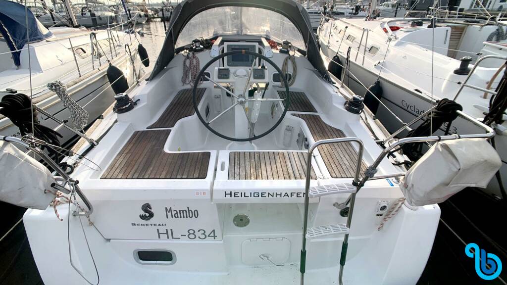 Oceanis 31, Mambo