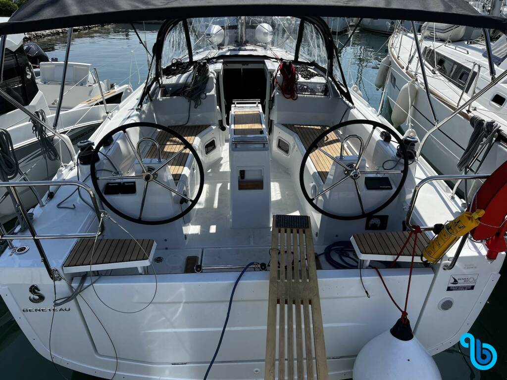 Oceanis 34.1, Arnie