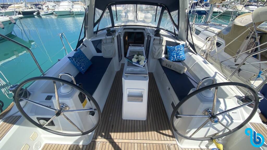 Oceanis 35.1, Nodus