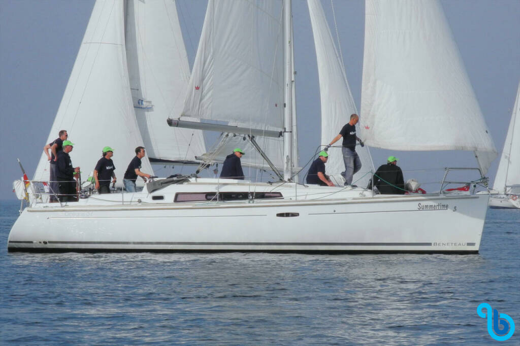 Oceanis 37, Summertime