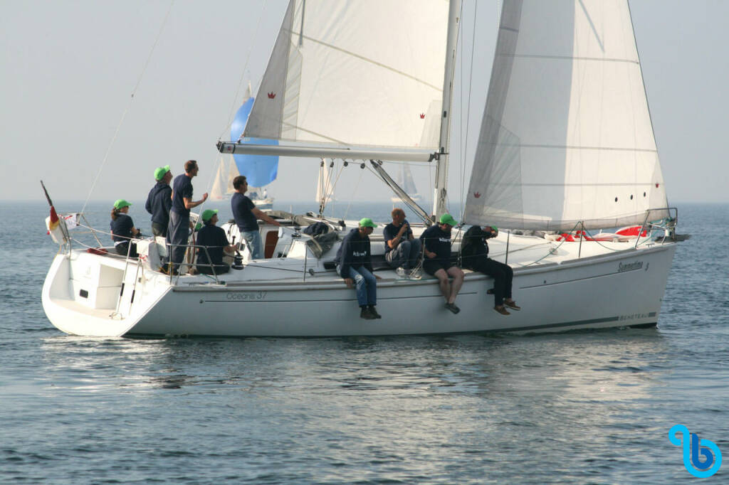 Oceanis 37, Summertime