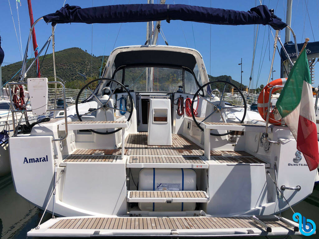 Oceanis 38, Amaral