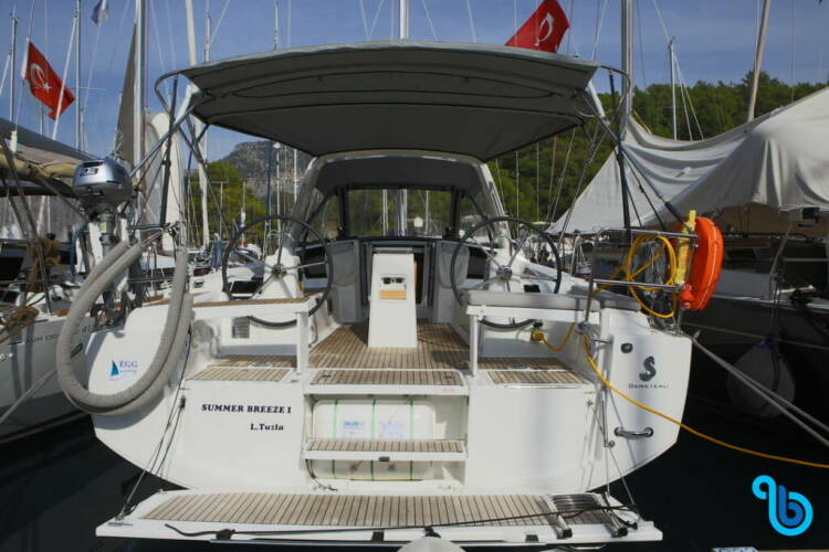 Oceanis 38 Summer Breeze 1