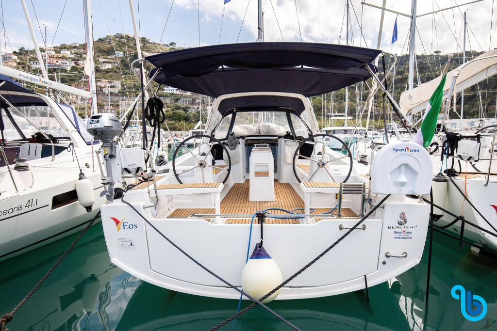 Oceanis 38.1, New