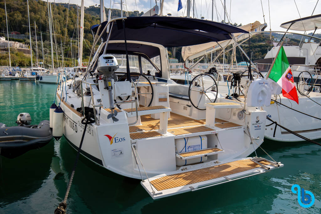 Oceanis 38.1, New