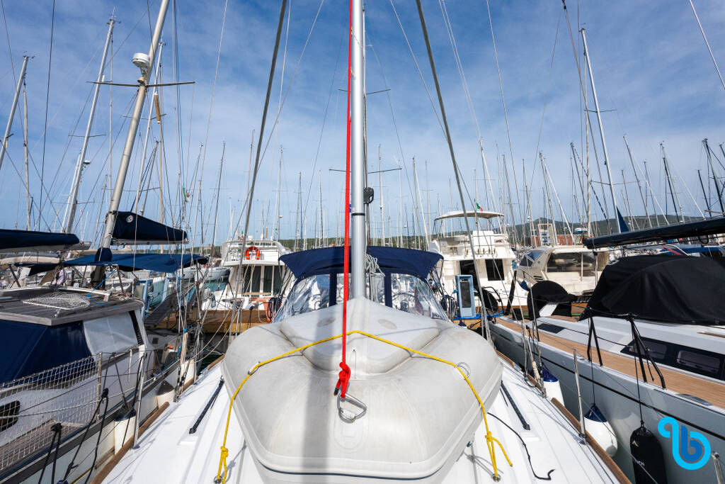 Oceanis 38.1, Meli - Comfort line