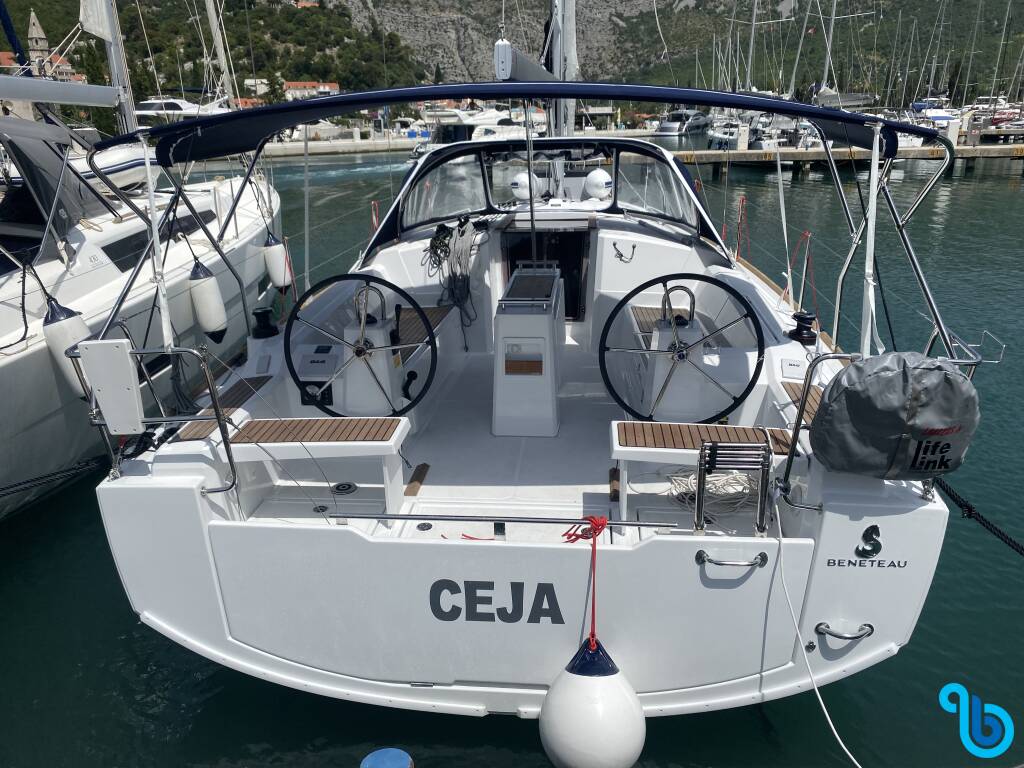 Oceanis 38.1, Ceja