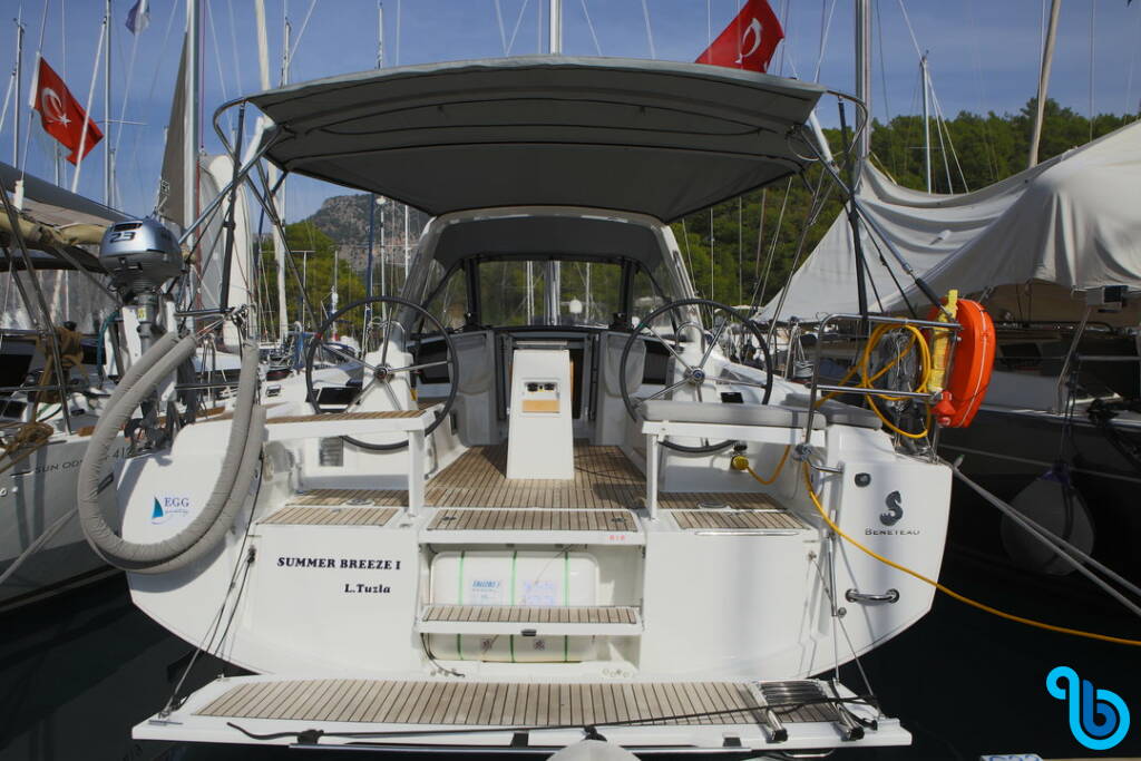 Oceanis 38.1, Summer Breeze 1