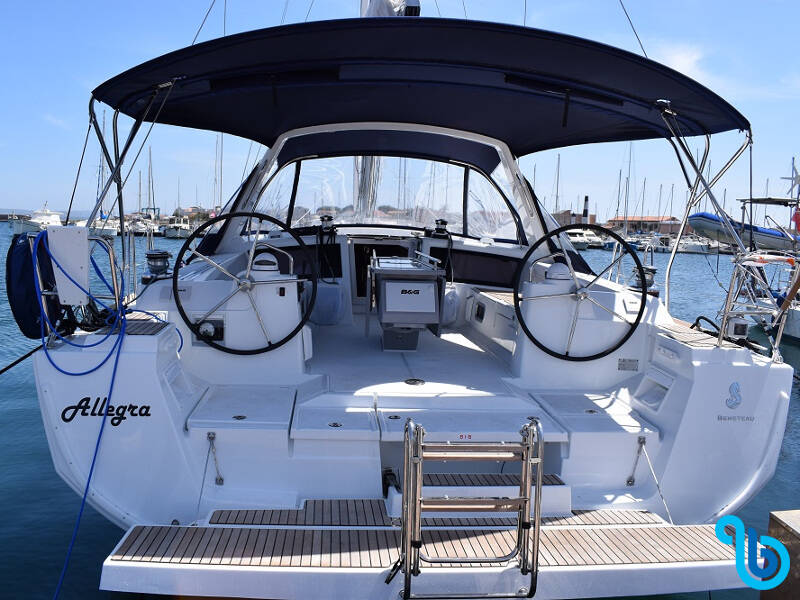 Oceanis 48, Allegra