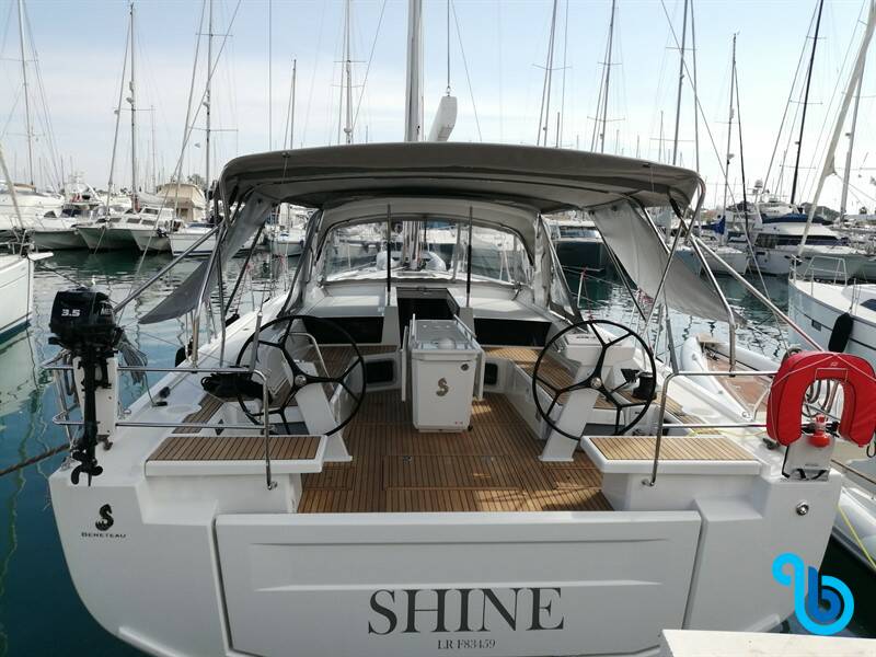 Oceanis 51.1, Shine